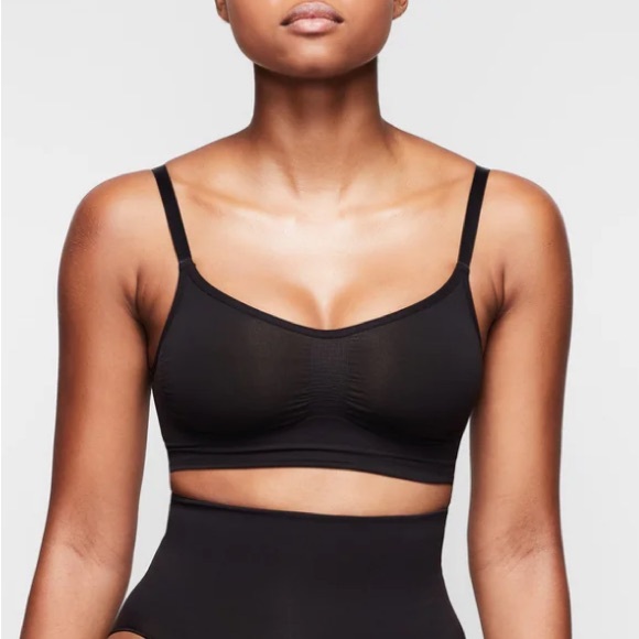 SKIMS Other - Skims | Seamless Sculpt Bralette